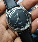 Load image into Gallery viewer, Vintage HMT Janata Para Shock 17 Jewels Watch Code 0.U4
