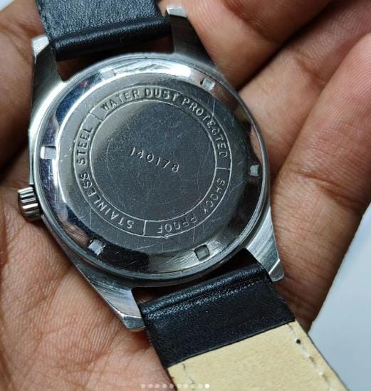 Vintage HMT Sainik Para Shock 17 Jewels Watch Code 0.U6