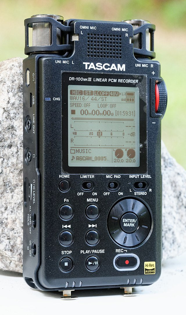 640px-TASCAM_DR-100mkIII_1200x1200.jpg?v=1637729312
