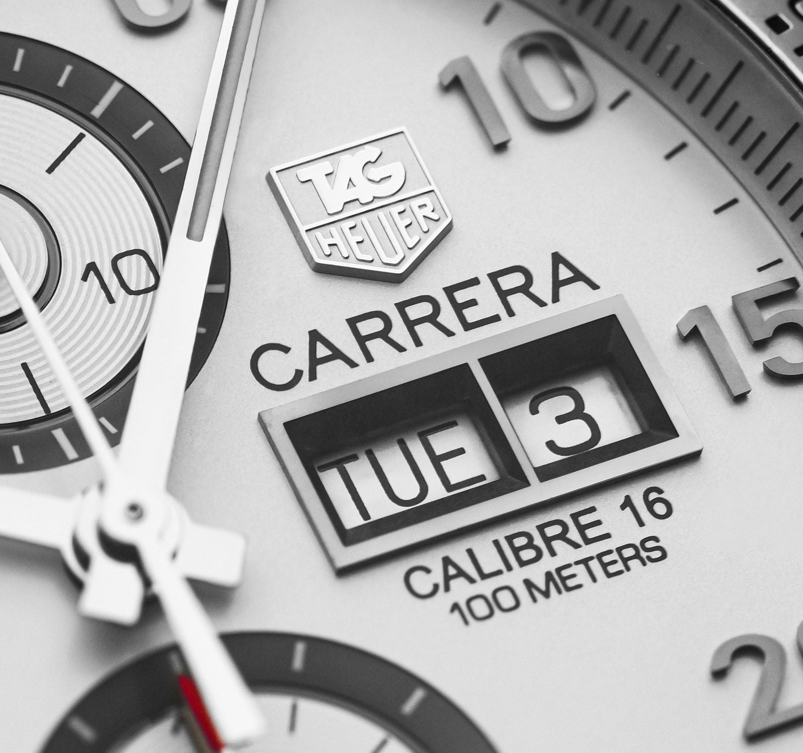 Pre Owned TAG Heuer Carrera Men Watch CV2A11.BA0796-G12A
