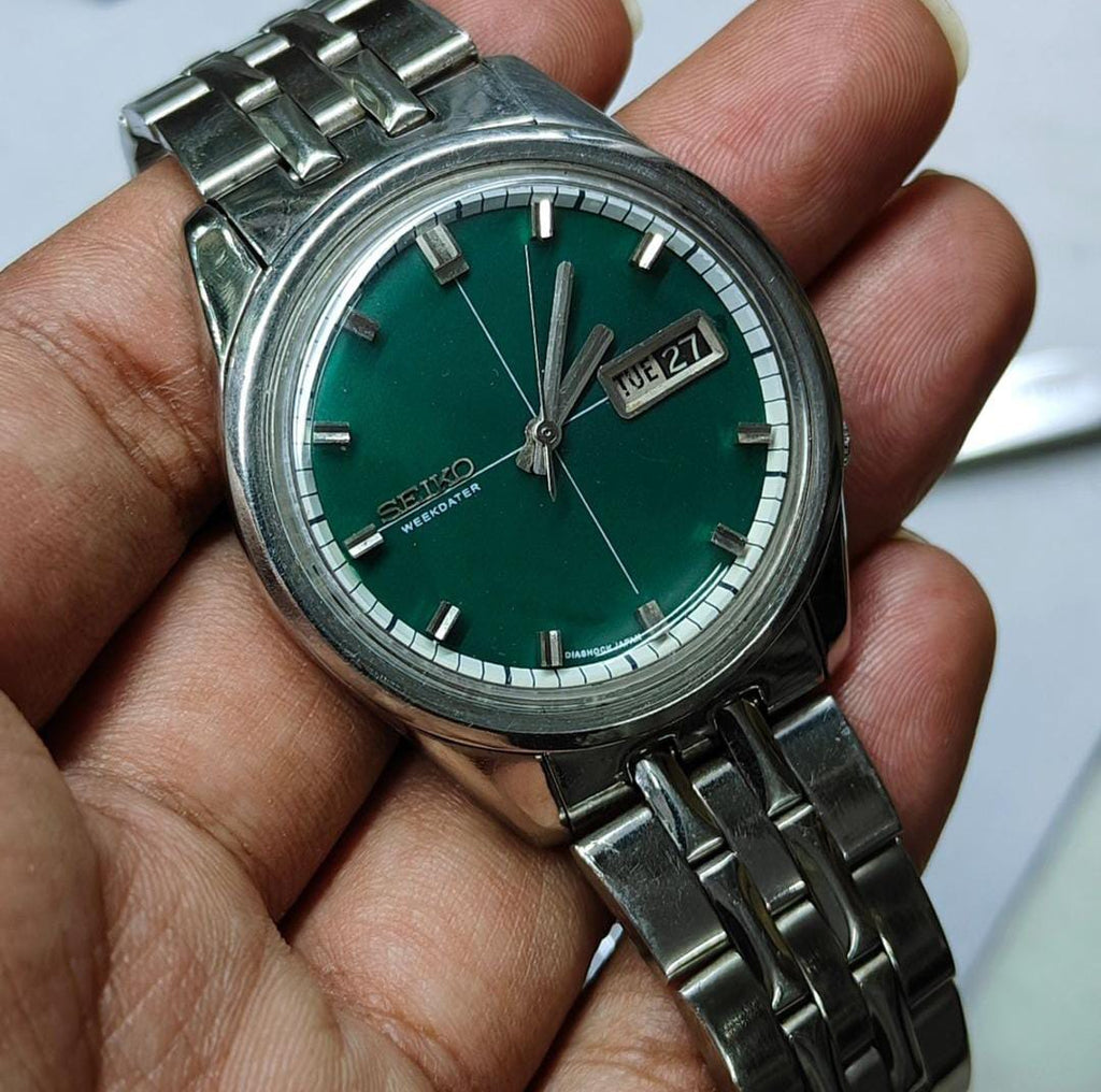 Vintage Seiko Weekdater Diashock Silver Green Watch