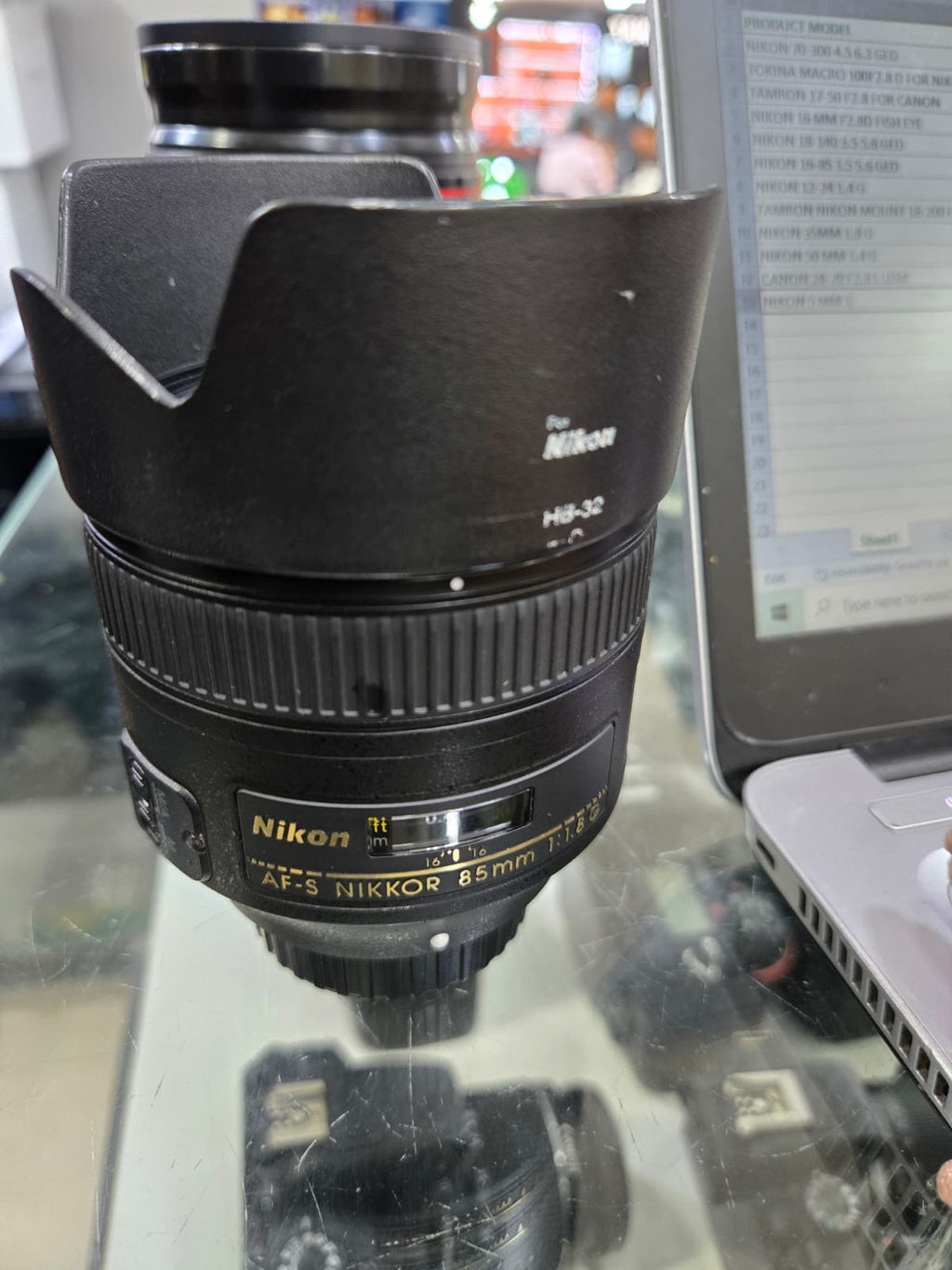 Used Nikon Af-S 85Mm F/1.8G Prime Lens for DSLR Camera Black