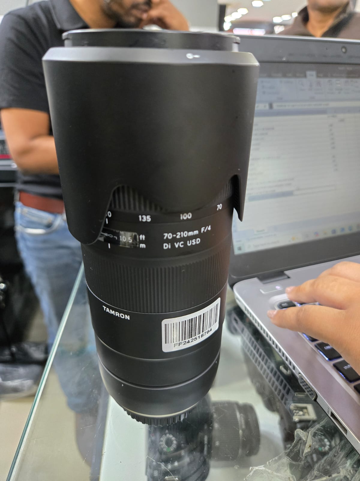 Used Tamron 70-210mm F/4 Di VC USD for Canon EF Digital SLR Camera