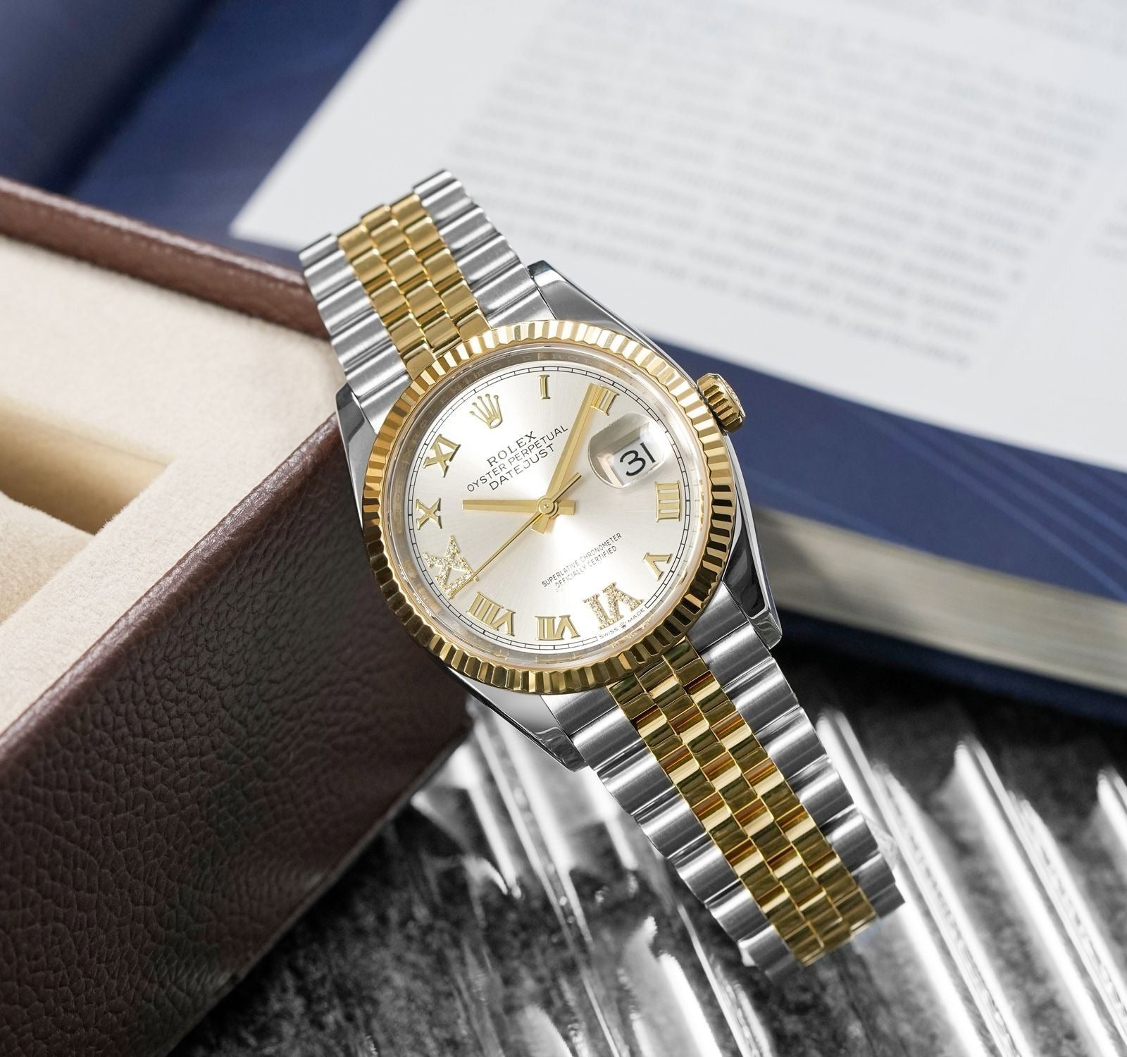 ROLEX GOLD WATCH - Navrathan