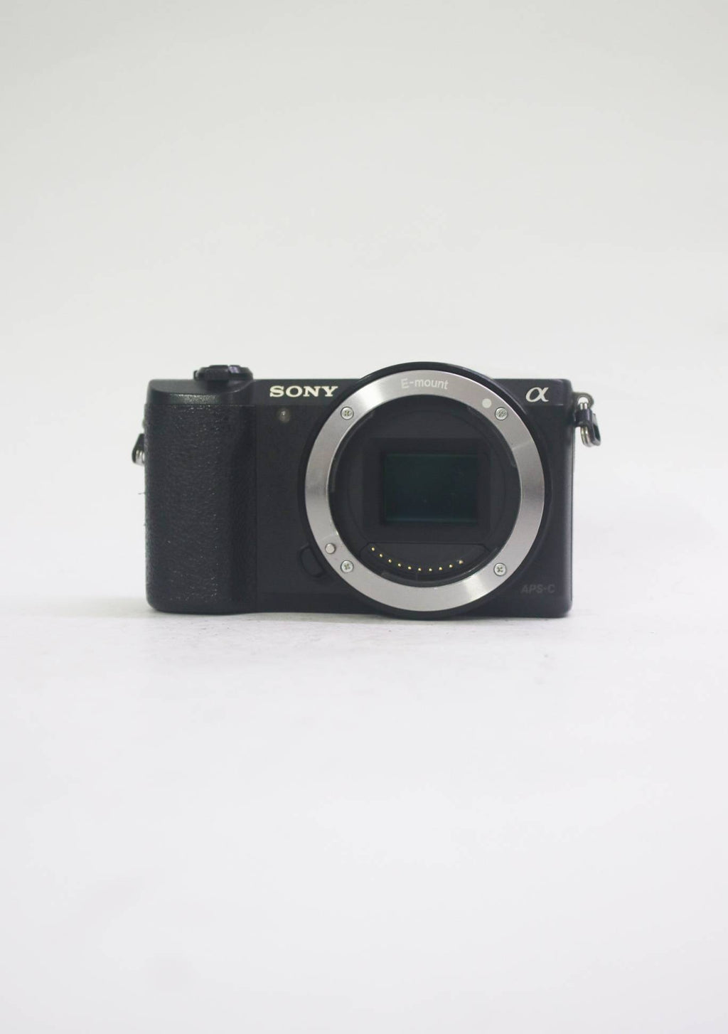 Used Sony A5100 with E 55-210mm F4.5-6.3 Telephoto Lens