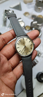 Load image into Gallery viewer, Vintage Omega Seamaster Automatic Silver 1960&#39;s Watch 5.1
