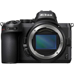 केवल Nikon Z50 मिररलेस कैमरा बॉडी का उपयोग किया गया