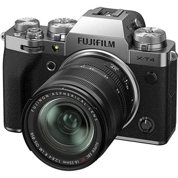 प्रयुक्त Fujifilm X-T4 26MP मिररलेस कैमरा बॉडी XF18-55mm लेंस के साथ