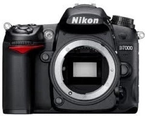 Used Nikon D7000 DSLR Camera Body only Black