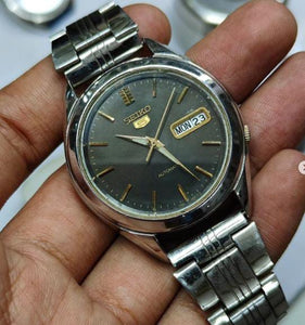 Vintage Seiko 5 Automatic Jewels Watch 7S26A