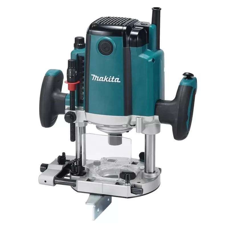 Makita Plunge Router RP1802F