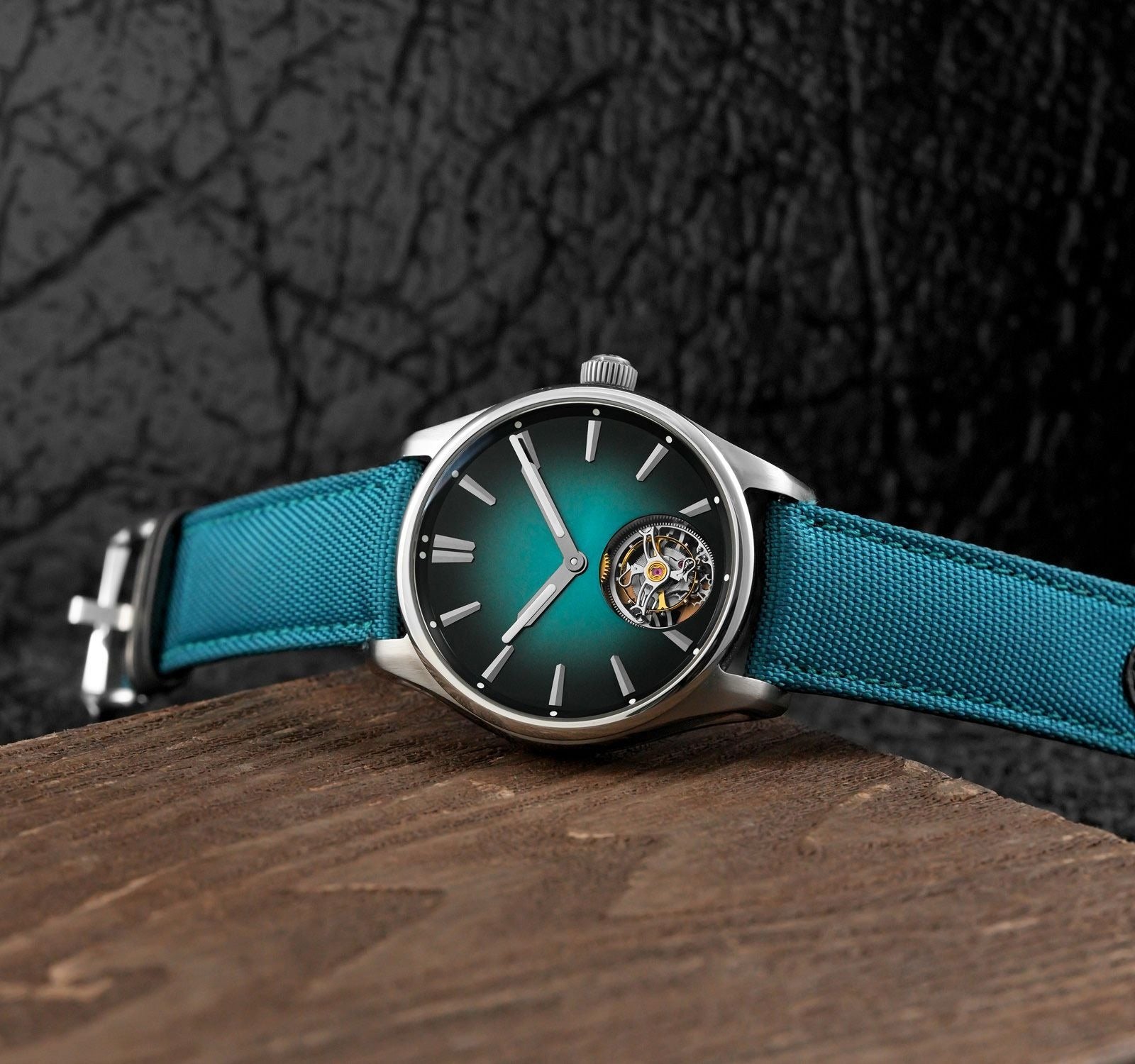 ANNOUNCING: You can now buy our favourite H. Moser & Cie models in the Time+
