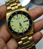 Load image into Gallery viewer, Vintage Seiko 5 Automatic Code 2.M8 Watch
