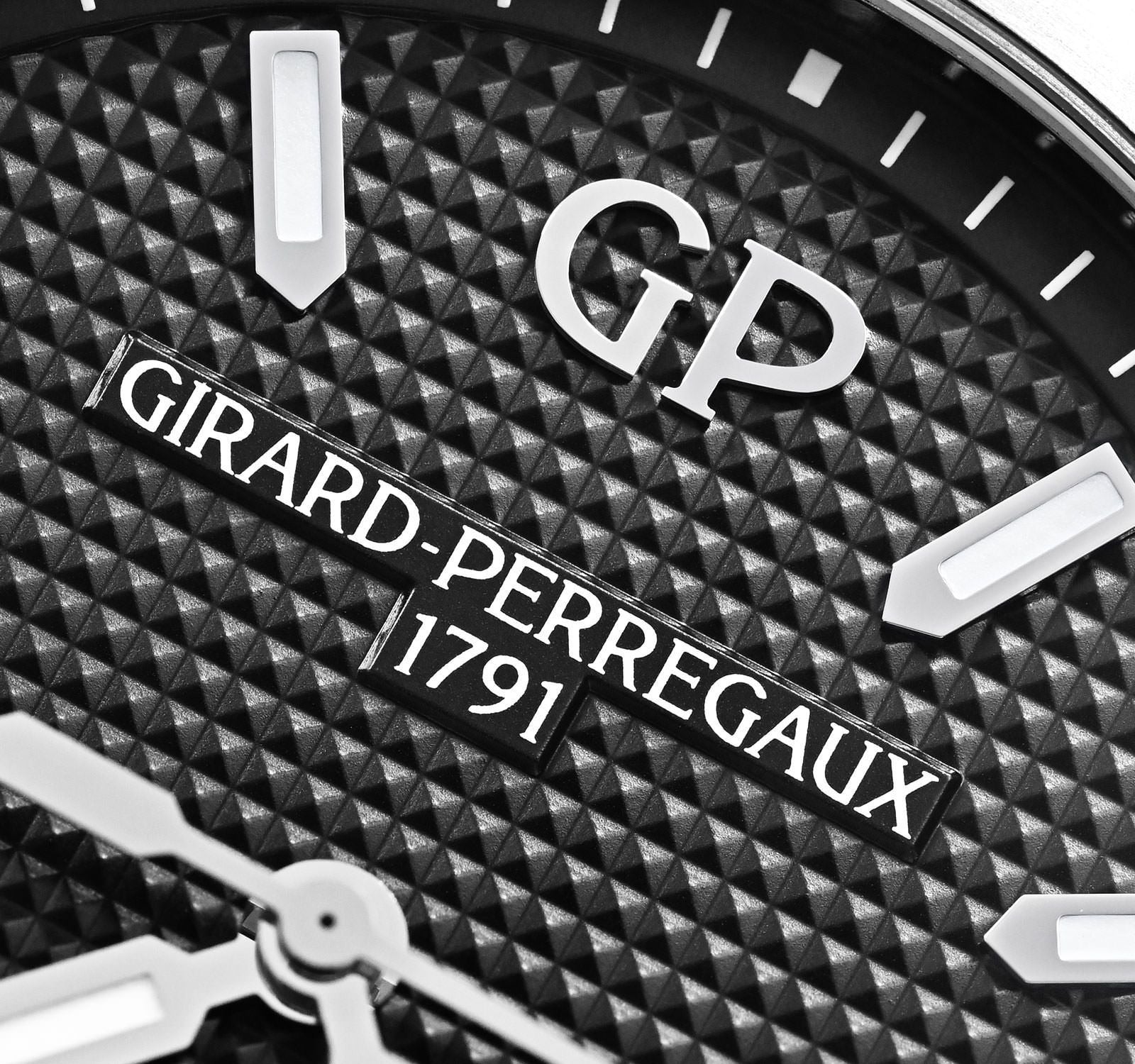 Pre Owned Girard-Perregaux Laureato Men Watch 81010-11-634-11A-G22A