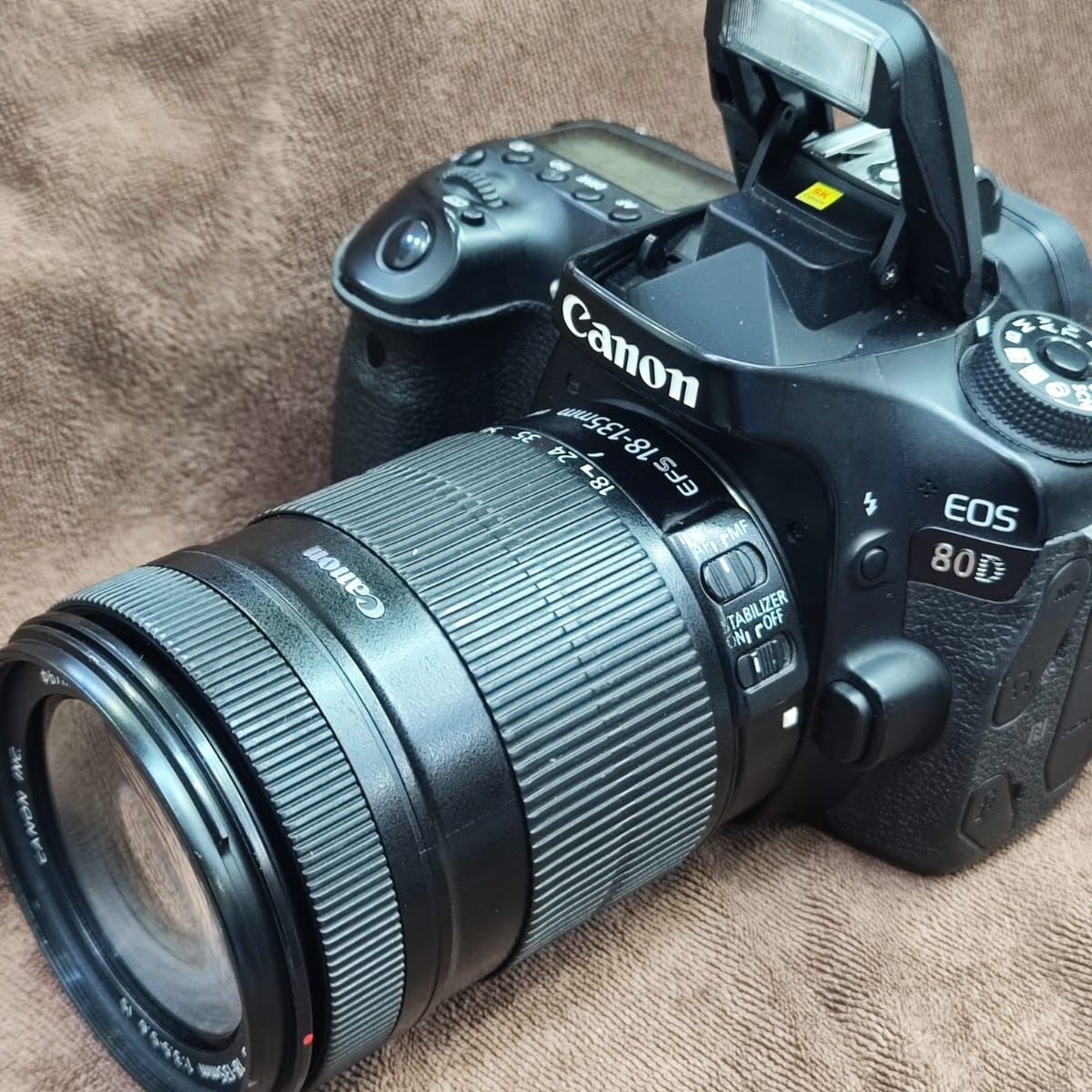 Used Canon EOS 80D 24.2MP Digital SLR Camera Black + EF-S 18-55mm STM Lens Kit