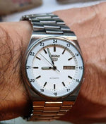 गैलरी व्यूवर में इमेज लोड करें, Vintage Seiko 5 Automatic Watch 7009-316A
