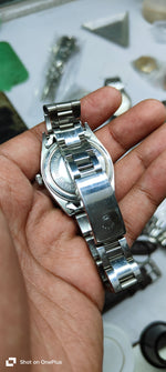 गैलरी व्यूवर में इमेज लोड करें, Vintage Tudor Rolex Prince Oyster Date 1960's Automatic 4.1
