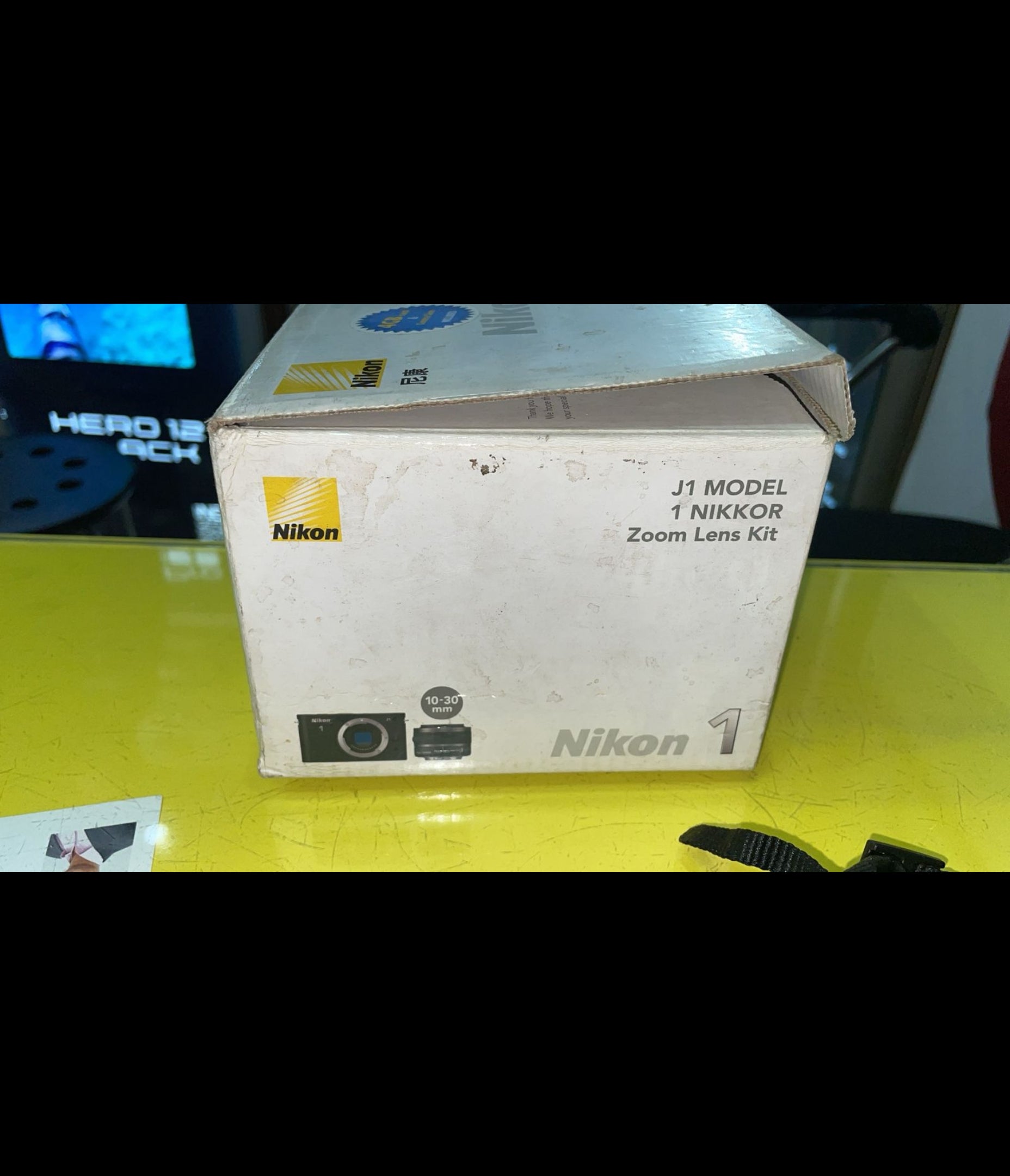 Open box , Unused , Nikon 1 J1 Digital Camera with 10-30 mm Lens