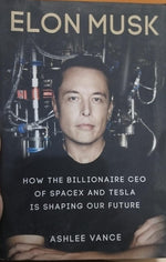 गैलरी व्यूवर में इमेज लोड करें, (Used) Elon Musk: How The Billionaire Ceo Of Spacex And Tesla Is Shaping Our Future (paperback)
