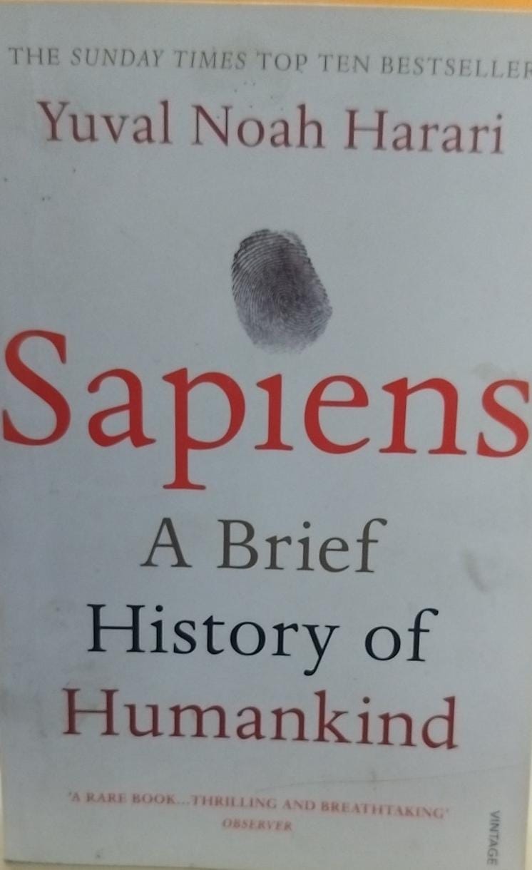 (Used) Sapiens : A Brief History of Humankind (Papercover)