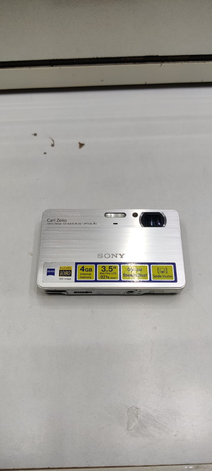 Vintage Sony Cybershot DSC-T700 10MP Digital Camera