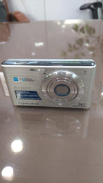 Load image into Gallery viewer, Vintage Sony Cyber-shot DSC-W550 Digital Camera
