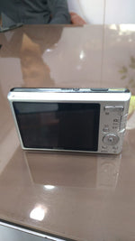 Load image into Gallery viewer, Vintage Sony Cyber-shot DSC-W550 Digital Camera
