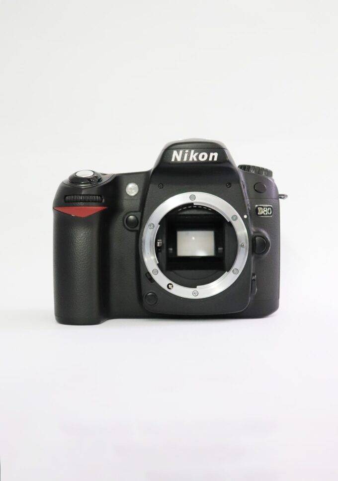 Used Nikon D80 with 18 135mm Lens