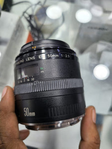 Used Canon EF50mm f/2.5 Compact Lens