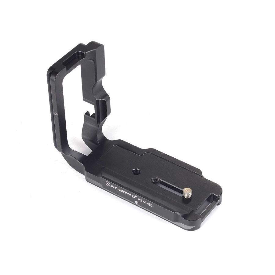 Sunwayfoto PCL 7DIIR Custom L Bracket For Canon 7D MK II