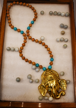 गैलरी व्यूवर में इमेज लोड करें, Detec Homzë Ganesha Pendant Necklace
