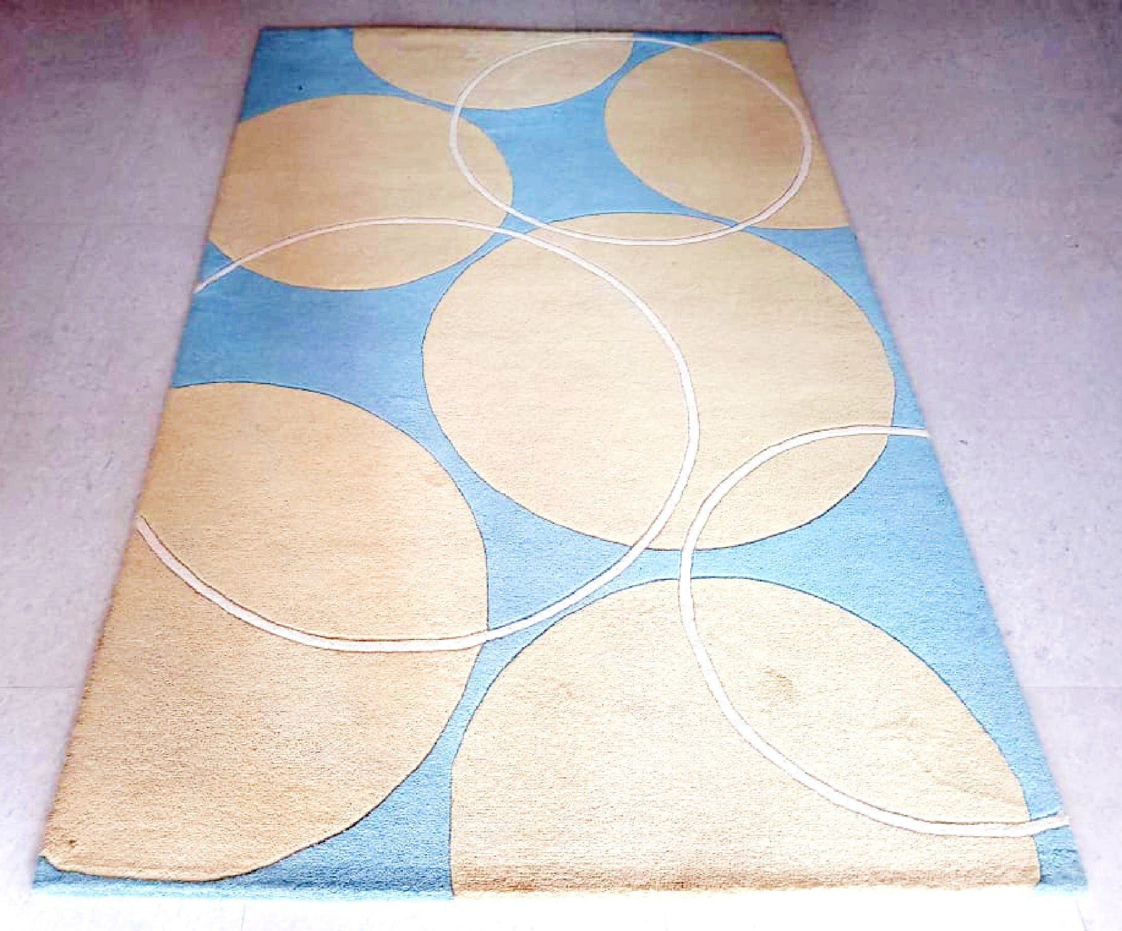 Detec™ Wool Hand Tufted Rug - Circular Pattern