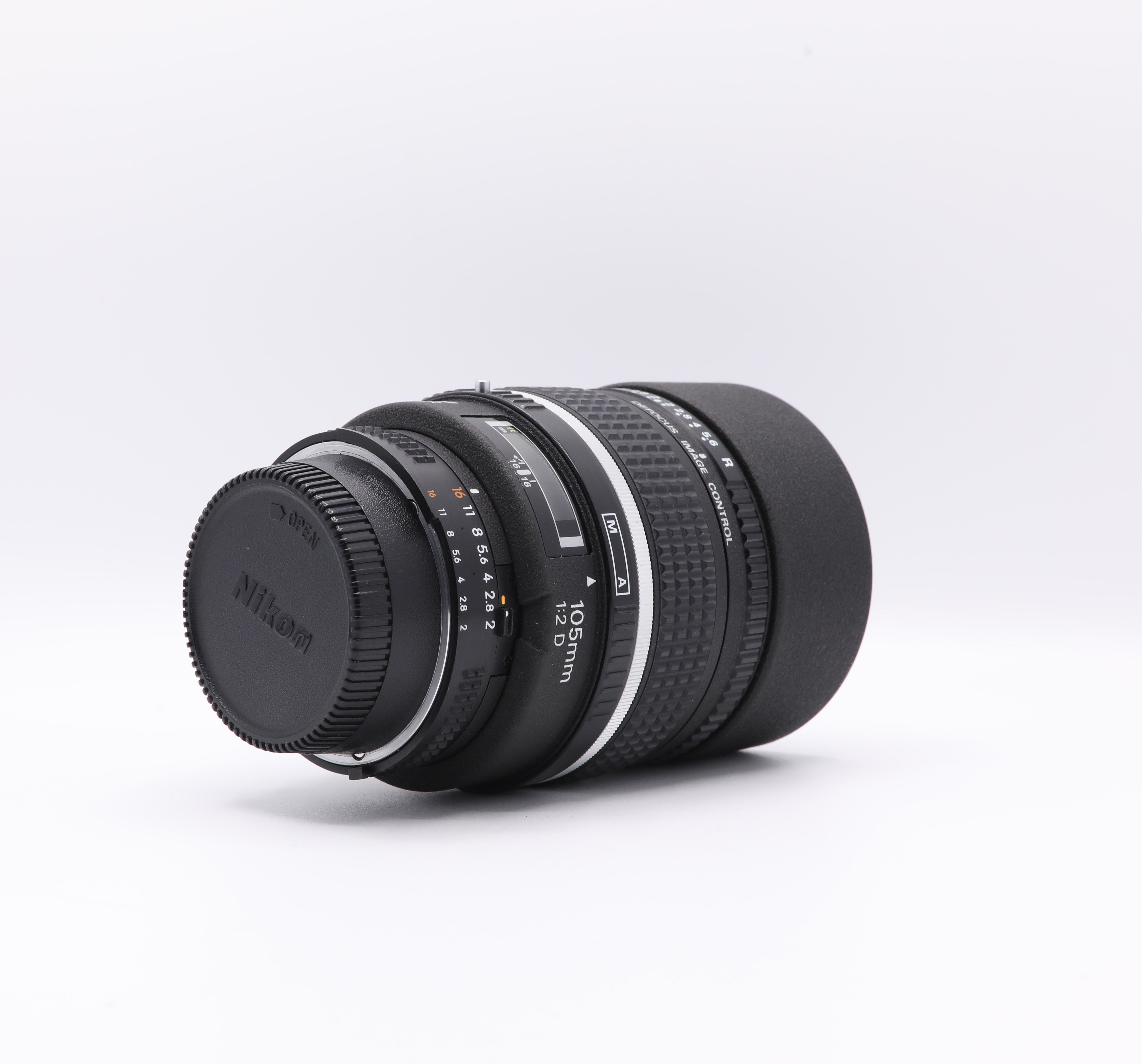 Used Nikon AF DC 105mm f 2D