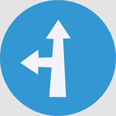 Detec™ आगे बढ़ना या बाईं ओर मुड़ने वाला रोड साइन बोर्ड अनिवार्य है