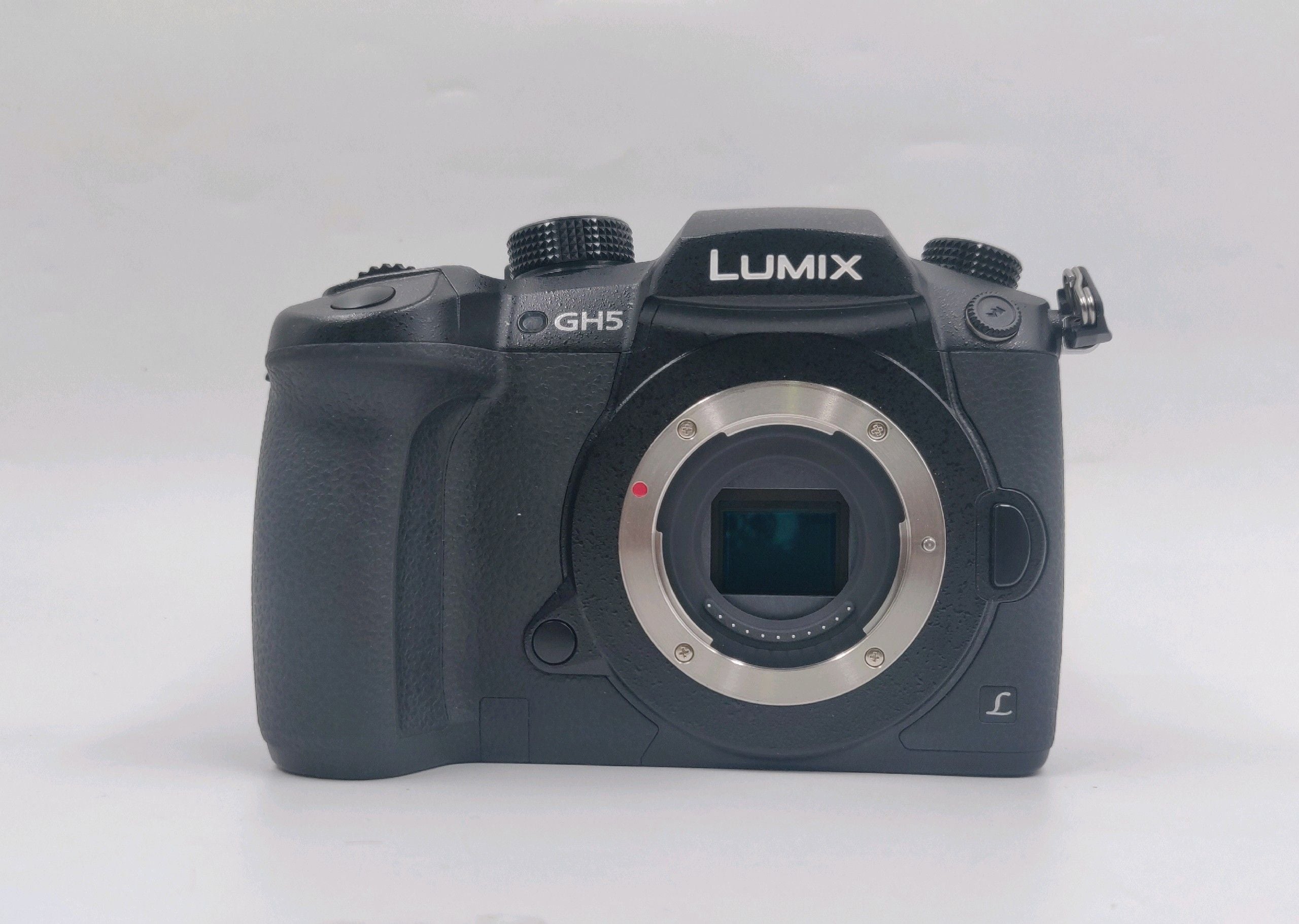 Used Panasonic Lumix DC GH5 Mirrorless Body Only