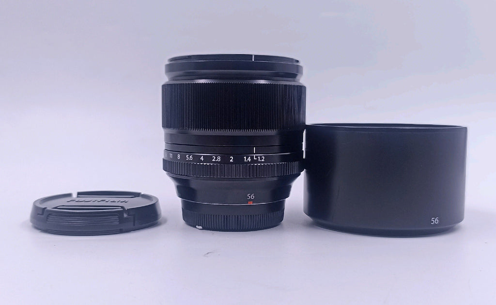 प्रयुक्त फुजीफिल्म XF 56mm f 1.2 R लेंस