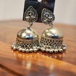 Load image into Gallery viewer, Detec Homzë Earrings - Silver
