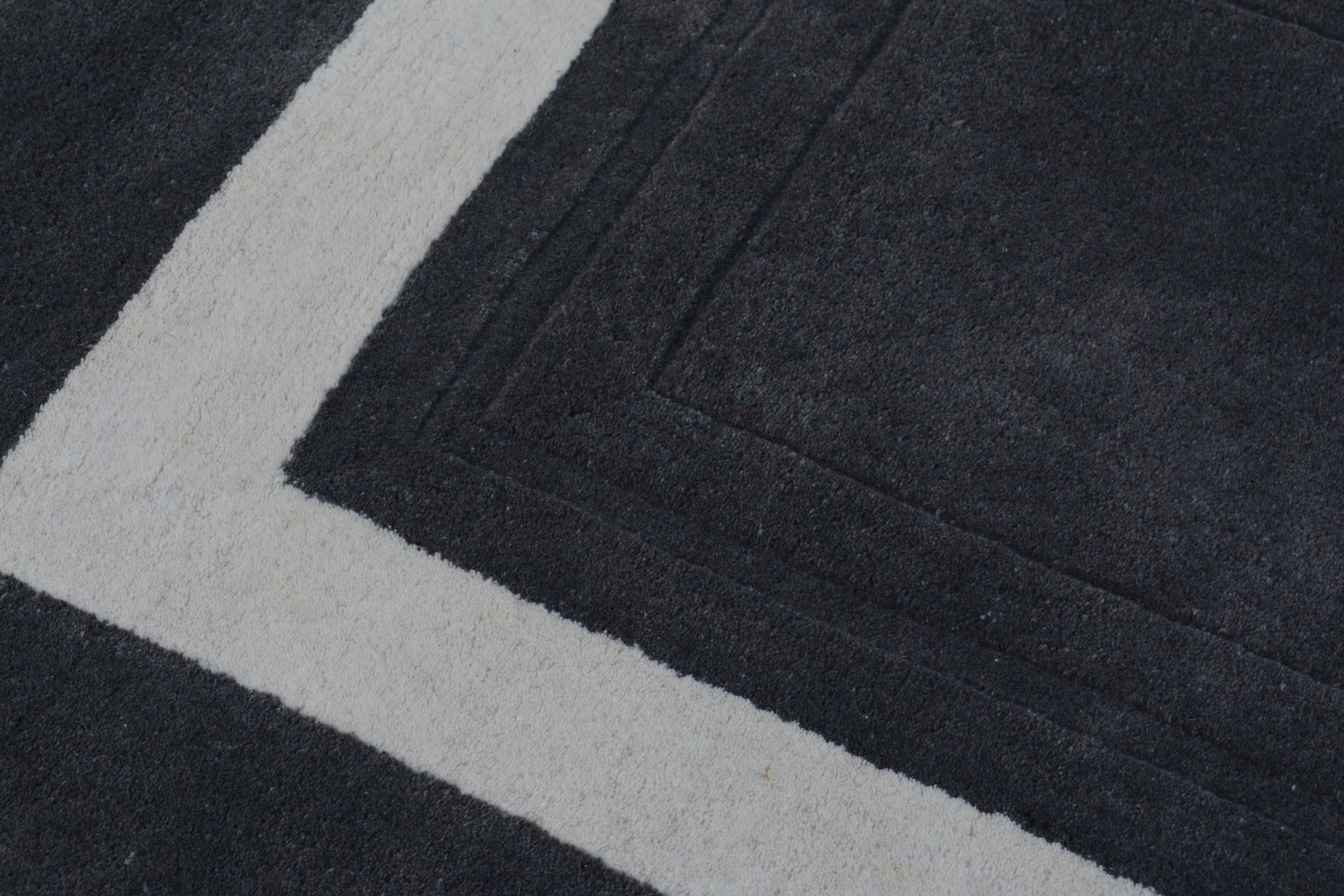 Detec™ Presto Modern Solid Hand Tufted Wool Carpet