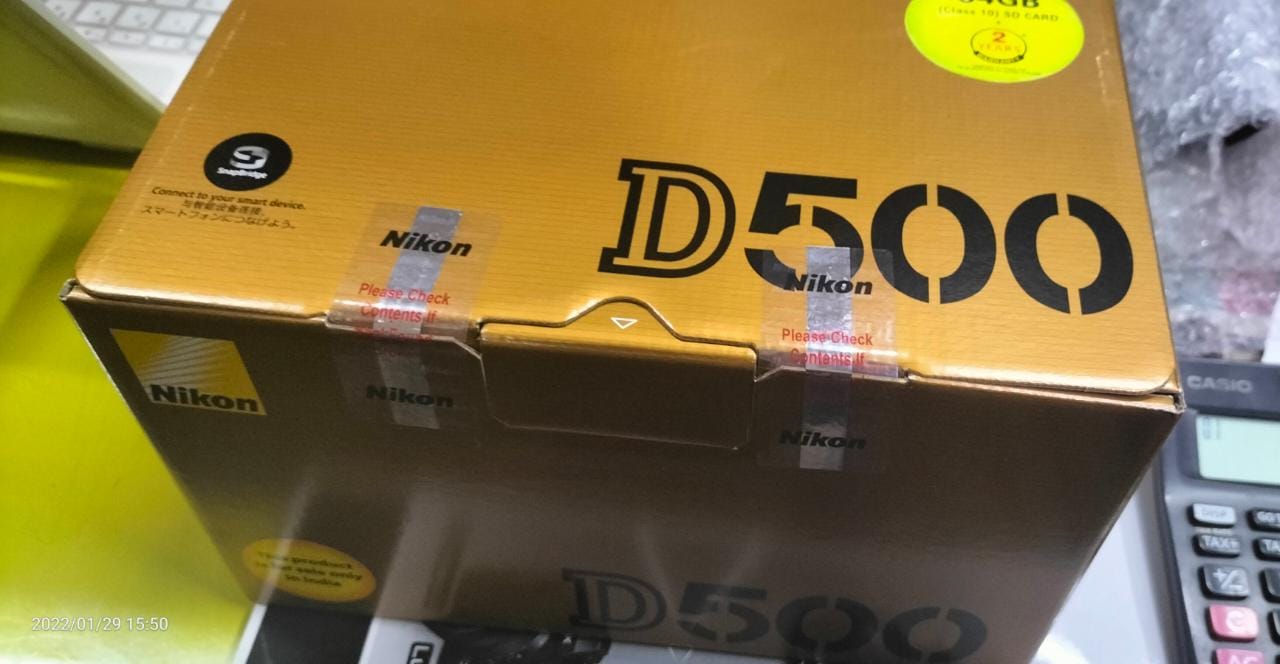 केवल नया Nikon DSLR D500 बॉडी