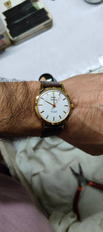 Load image into Gallery viewer, Vintage HMT Sona Para Shock 17 Jewels Code 0.U23 Watch
