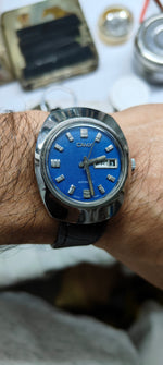 Load image into Gallery viewer, Vintage Camy Automatic Code 19.M1 Watch

