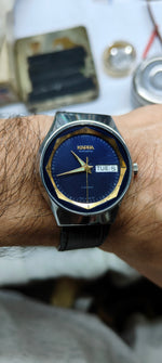 Load image into Gallery viewer, Vintage Kappa Automatic 17 Jewels Code 17.M1 Watch
