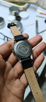 Load image into Gallery viewer, Vintage Titoni Airmaster 21 Jewels Titoflex Code 22.U4 Watch
