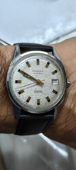 Load image into Gallery viewer, Vintage Sandoz Automatic 25 Jewels Incabloc Code 24.M2
