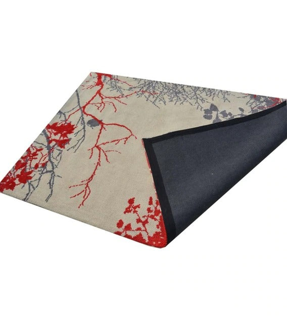 Detec™ Floral Pattern Polyester Hand Tufted Rug