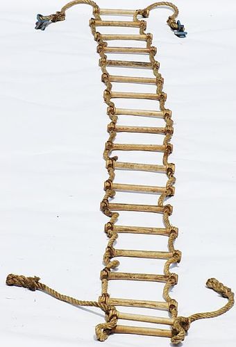 Detec™ Rope Ladder With Wooden Rugs