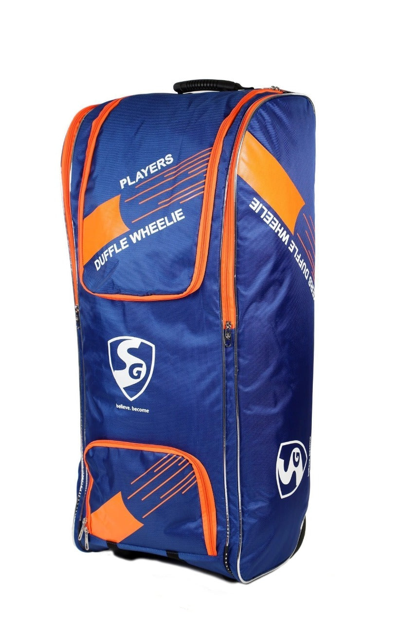SG Players Duffle kit bag with shoe compartment with wheel