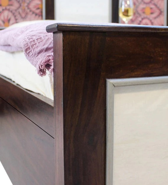 Detec™ Queen Size Bed with Storage in Walnut Finish