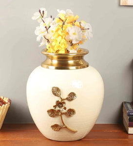 Detec  Aluminium White Vase - Rishan Lifestyle