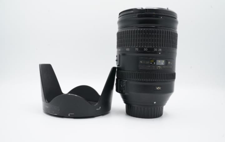 Used Nikon AF S Nikkor 28 300mm f 3.5 5.6 G ED VR